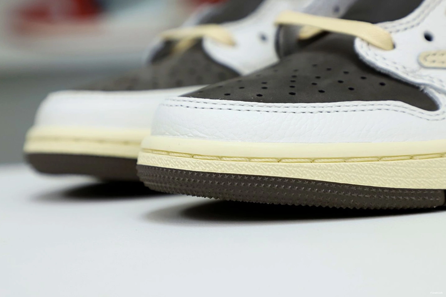 MOCHA SCOTT TRAVIS OG 1 AIR LOW X REVERSE JORDAN 0913